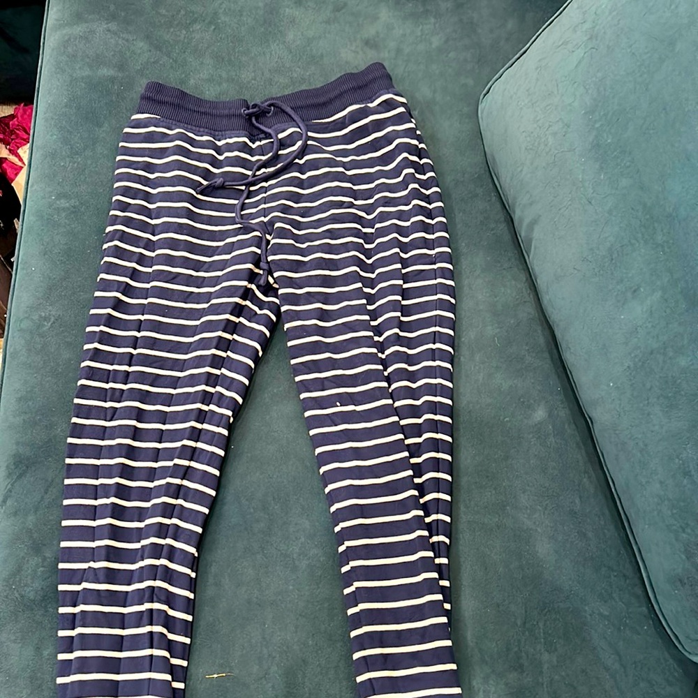 Vineyard vines sweatpants